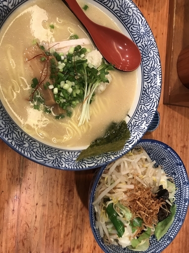 「濃厚鶏塩らーめん＋野菜トッピング」@赤坂麺処 友の写真