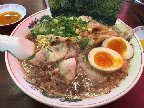 「味玉ラーメン」@ラーメン魁力屋 草加店の写真