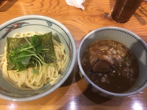 「濃厚魚介つけ麺750円」@麺屋まいどの写真