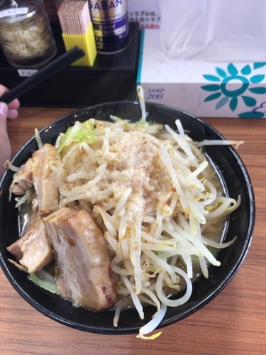 「◯そば（麺150g） やさい、アブラ、味濃いめ」@麺家ひまりの写真