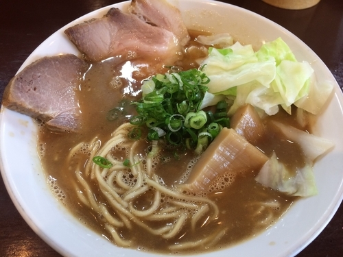 「くろくの黒醤油ダレde五ノ神豚骨ラーメン」@らーめん 五ノ神精肉店 煮干し編の写真