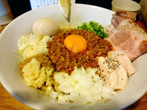 「スパイシーまぜそば」@中華蕎麦 はざまの写真