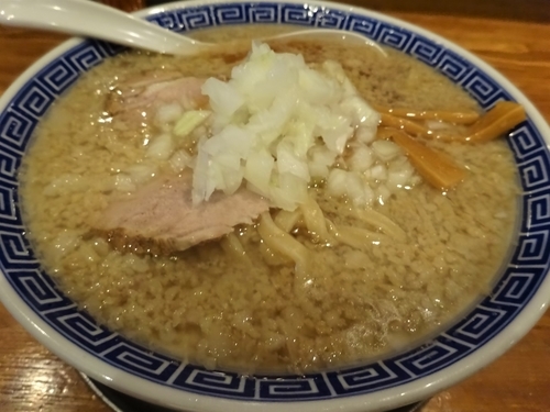 「背脂煮干しラーメン （を化調抜きで）　　750円」@神保町 可以の写真