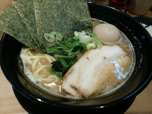 「味玉豚骨醤油ラーメン」@麺乃蔵 中根家の写真