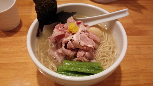 「特製真鯛ラーメン」@真鯛らーめん 麺魚の写真