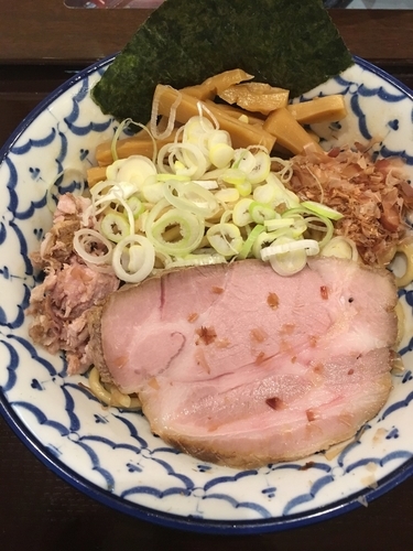 「油そば 730円」@兎に角 another leafの写真