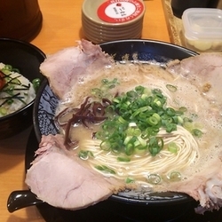 チャーシューメン+替玉