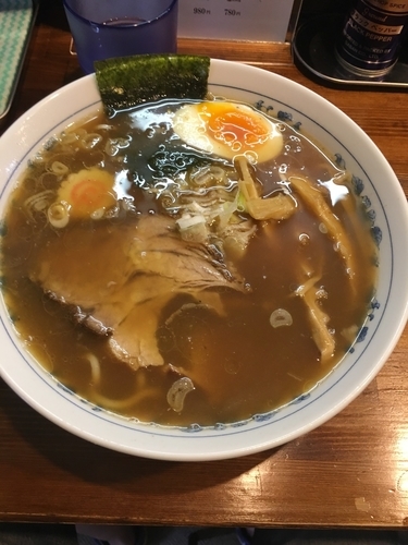 「中華そば780円(麺少なめ)」@名前のない中華そば屋の写真