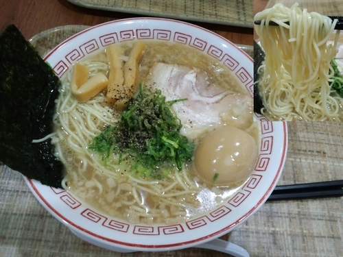 「8/17味玉豚骨醤油ラーメン大盛961円」@横浜 麺大将の写真