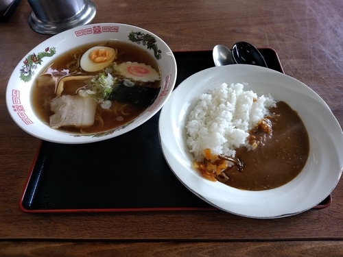 「ラーメン(並盛)450円」@市場食堂の写真