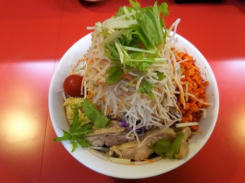 「冷やし中華（普通）（ヤサイ、ショウガ、辛揚げ）￥850」@千里眼の写真