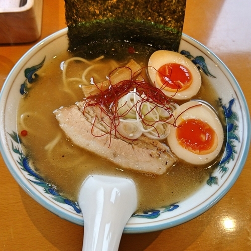 「加藤鷹のしおらーめん980　※夏限定　数量限定」@来集軒の写真