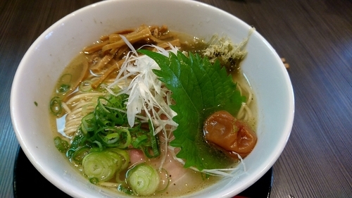 「梅塩ラーメン＋メンマ」@柳麺 呉田-goden-の写真