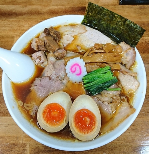 「しょうゆチャーシューメン＋味玉」@オランダ軒の写真