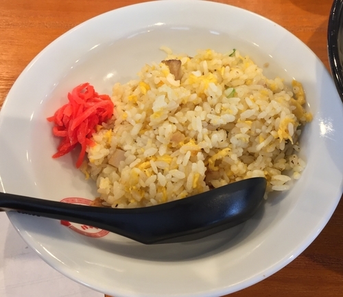 「塩ラーメン＋半チャーハン（￥450＋￥280）」@ラーメン黄金 藤沢2号店の写真