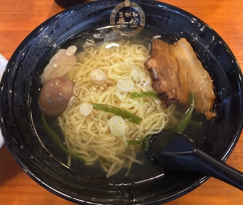 「塩ラーメン＋半チャーハン（￥450＋￥280）」@ラーメン黄金 藤沢2号店の写真
