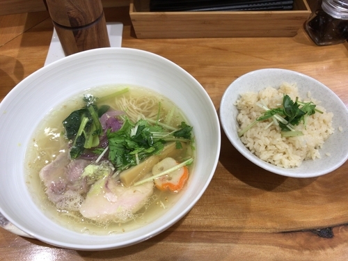 「鯛塩すましそば　追い鯛出汁飯」@鯛塩そば 縁の写真