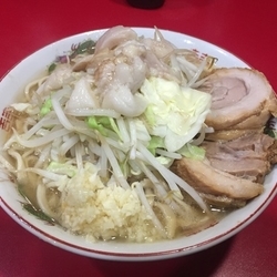 小ラーメン(ニンニク、アブラ) 700円