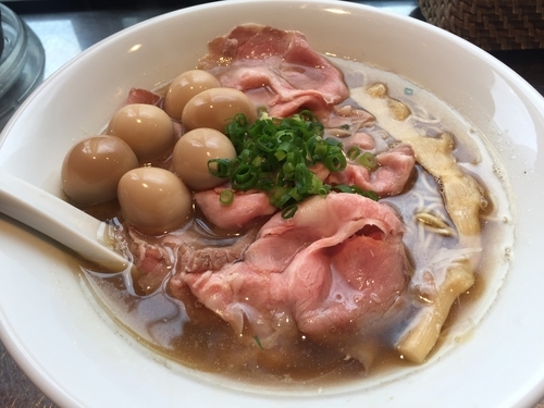 「醤油（チャーシュー　うずら　うずら）」@さんじの写真