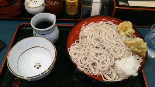 「鳥からセイロ2枚もり」@小諸そば EQUiA 北千住店の写真