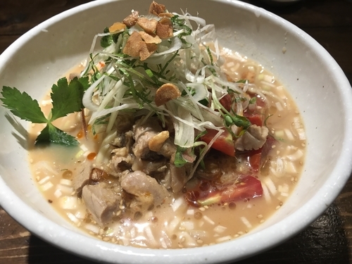 「冷製 鰹の濃い出汁そば」@神田とりそば なな蓮の写真