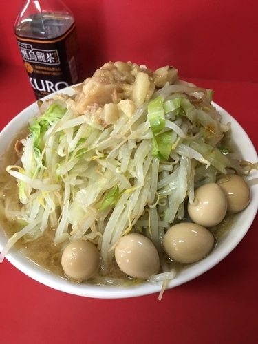 「74小ラーメン¥700 うずら玉子¥100」@ラーメン二郎 茨城守谷店の写真