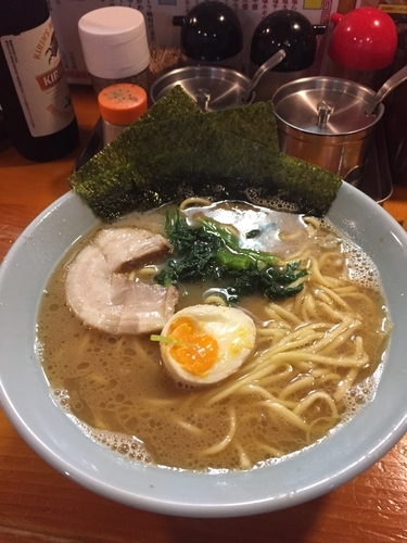 「ラーメン」@鶴市家の写真