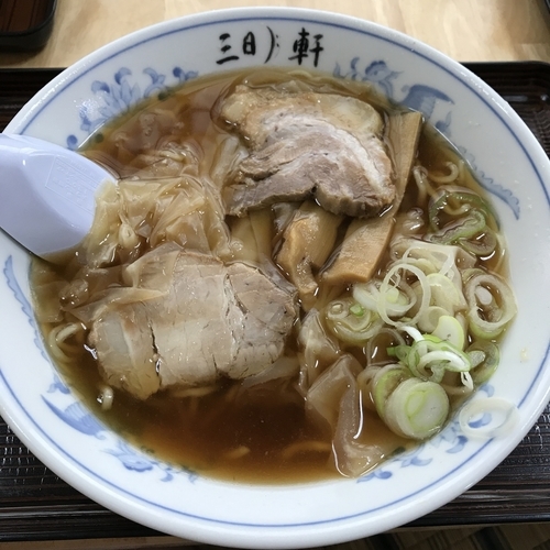 「ふわとろワンタンメン(小)(¥650)」@三日月軒 東中の口店の写真