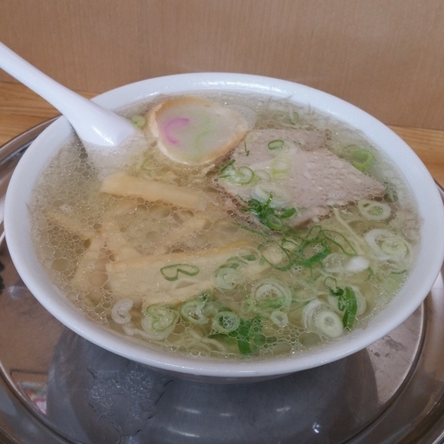 「塩ラーメン」@ラーメンのたからやの写真