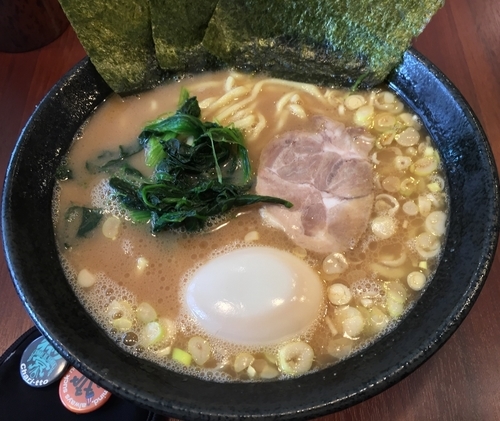 「らーめん＋味玉（￥680＋￥100）」@横浜らーめん 七七家の写真