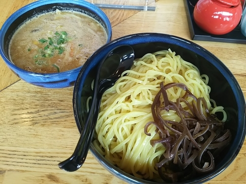 「つけ麺　みそ豚骨　（大盛り：サービス）」@麺屋 らーめん花道の写真