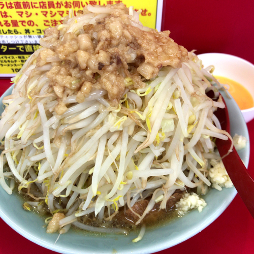 「ミニラーメン　750円　生たまご　50円」@立川マシマシ 足利総本店の写真