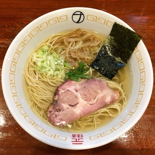 「塩らーめん」@麺屋 さすらいの写真