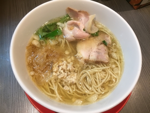 「【気まぐれ限定】鶏鮭そば」@柳麺 呉田-goden-の写真