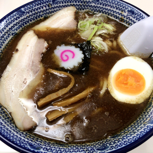 「濃厚らーめん（麺少なめ）750円」@らーめん・つけめん 満帆 太田本店の写真