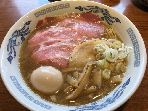 「限定 豚✖️生魚あら炊き肉そば 880円 味玉 100円」@寿製麺よしかわ 川越店の写真