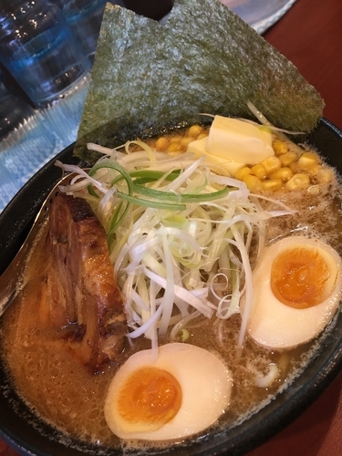 「バターコーンみそらーめん」@ラーメン味ノ仙の写真