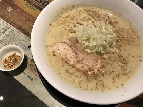 「次世代味噌とチーズのカルボナーラ風SOY白湯味噌ラーメン」@みつか坊主 醸の写真