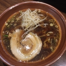 らあめん　730円