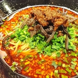 麻辣麺（麺大盛り）