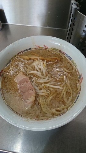 「ラーメン750円」@ホープ軒 千駄ヶ谷本店の写真