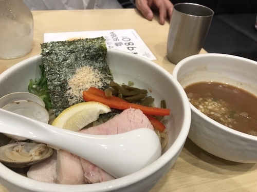 「鶏と蛤の濃厚つけ麺」@むぎとオリーブ 日本橋店の写真