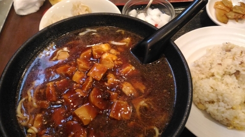 「麻婆麺セット（税込み810円）」@東北餃子房 茅場町店の写真