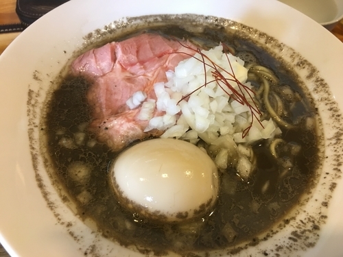 「【限定】 大羽いりことイカ煮干し〜仄かにエビ昆布」@中華蕎麦 はざまの写真