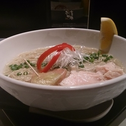 長州黒かしわとメロンの冷やしそば(塩)