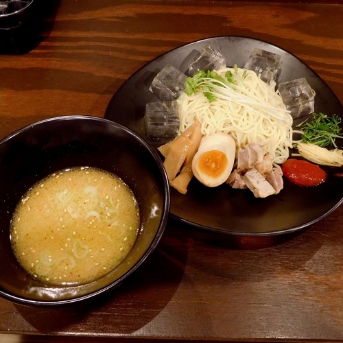 「夏季限定 鶏白湯つけラーメン 梅肉添え（800円）」@麺処GAKUの写真