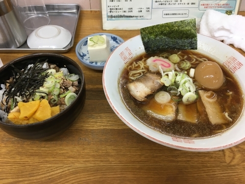 「中華そば（トッピング玉子）＋チャーシュー丼セット」@あんどう亭の写真