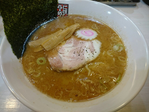 「煮干しらーめん」@煮干しらーめん 玉五郎 阪急三番街店の写真