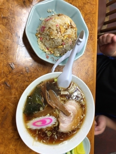 「ラーメン+半炒飯850円」@かし亀の写真