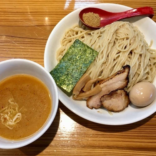 「こってりつけ麺(810円) 味付玉子(100円) 魚粉(30円)」@つけ麺屋 若鶴丸の写真